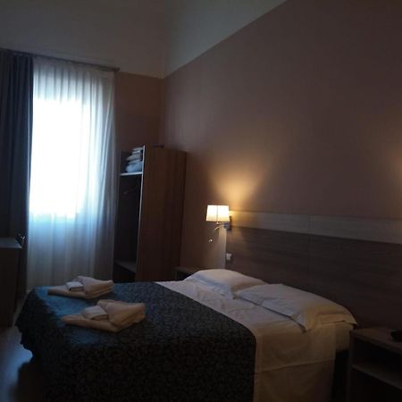 Hhb Hotel Florenz Exterior foto