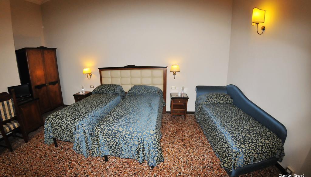 Hhb Hotel Florenz Exterior foto